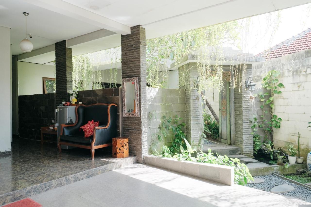 D'Tamblingan Guest House At Taman Griya Jimbaran Redpartner - Minimum Stay 30 Nights Exteriér fotografie
